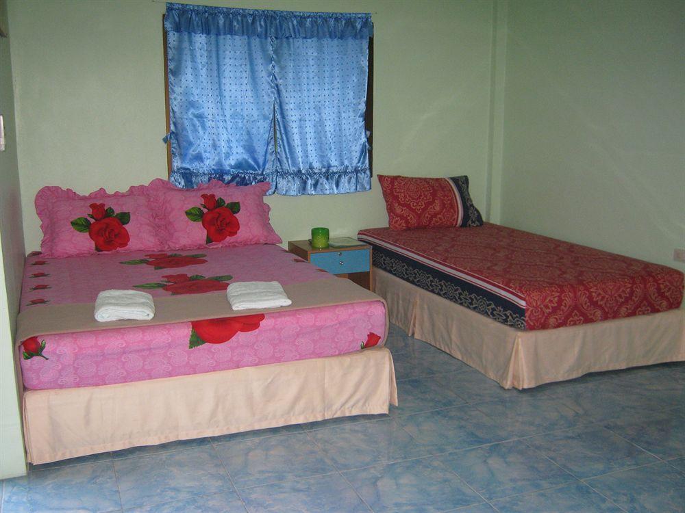 Wangwaree Resort Nai Yang Beach Exterior foto