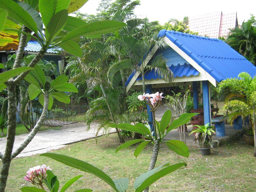 Wangwaree Resort Nai Yang Beach Exterior foto